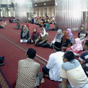 5. mendengarkan sejarah masjid istiqlal