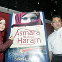 Tanda Tangan untuk Novel Asmara Di Atas Haram.JPG