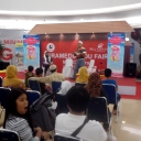 Talkshow buku EVA:Ustadzah Cinta ketiban Cinta