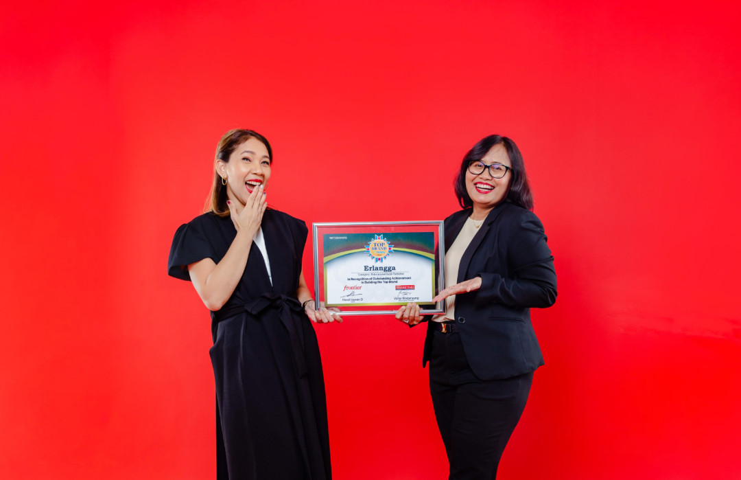 Penerbit Erlangga Kembali Raih TOP BRAND for Teens 2024