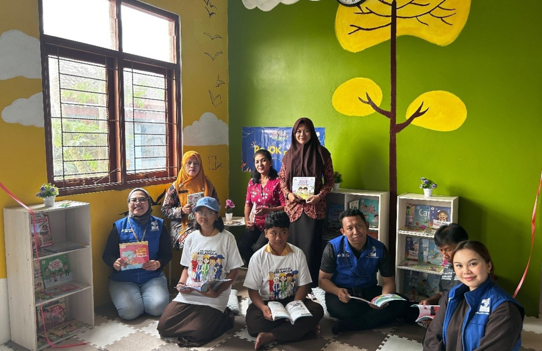 CSR Solidaritas Erlangga-Pengadaan Pojok Baca untuk Negeri