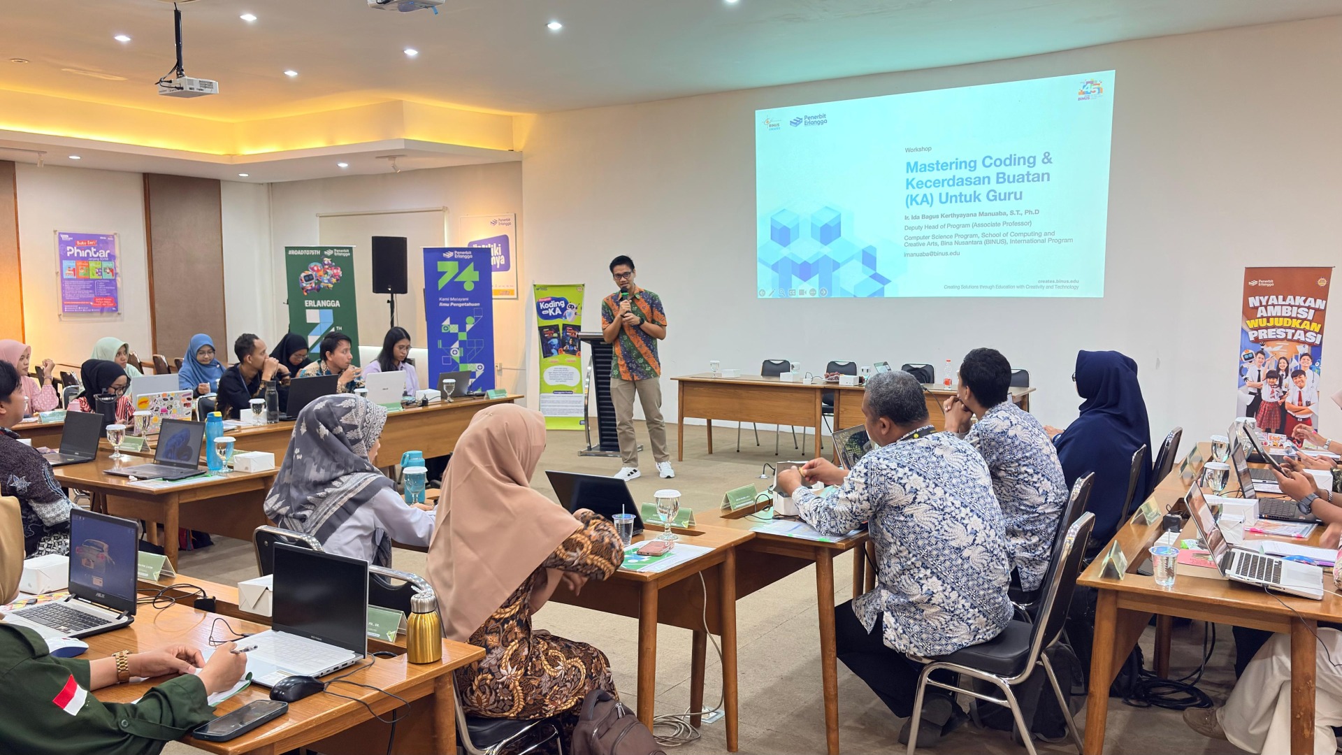 Workshop Mastering Coding and Artificial Intelligence for Teacher By Binus Creates