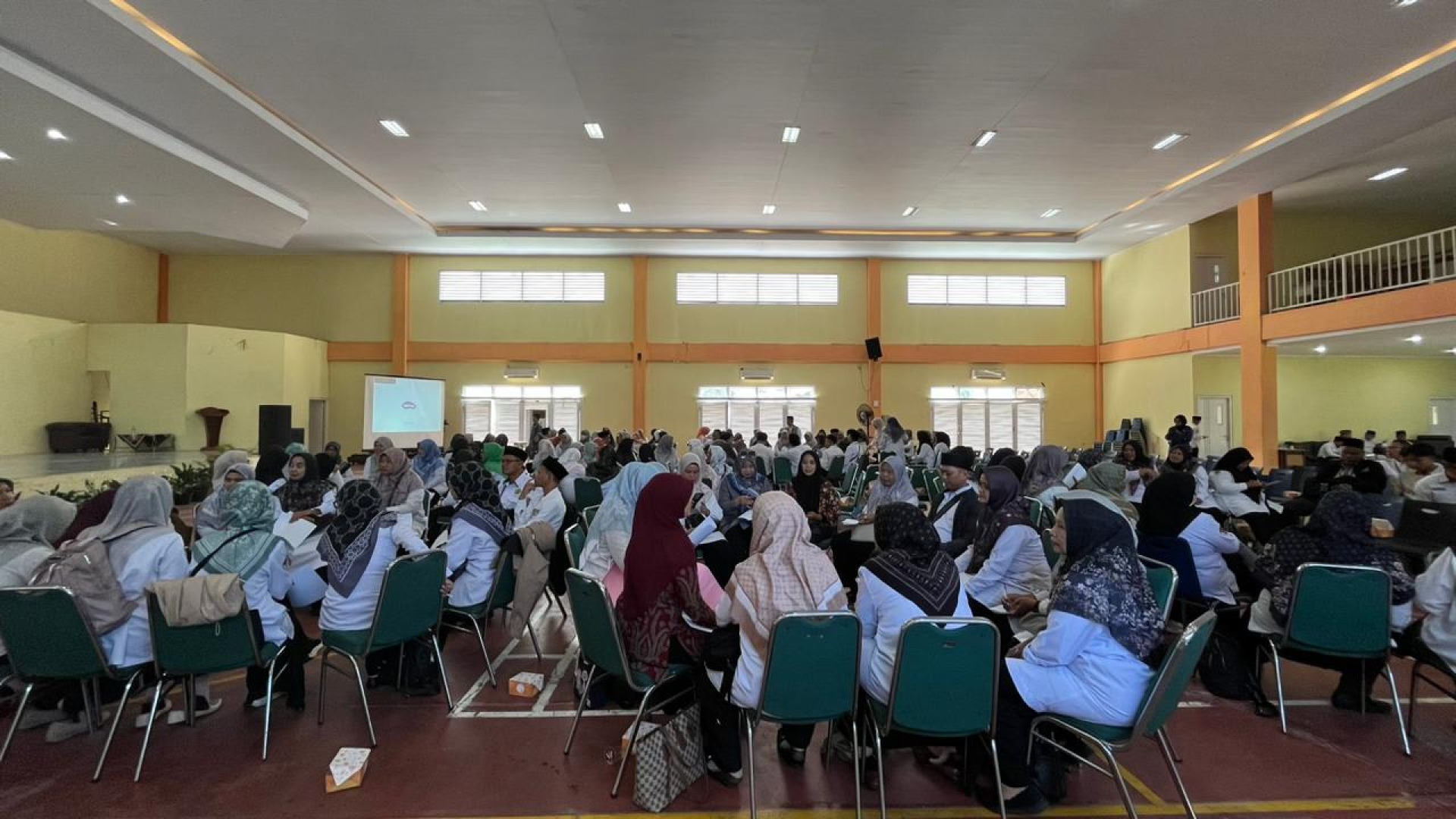 Seminar Upgrade Diri: Cantik-cantik kok Insecure bersama Kemenag Tangsel 1