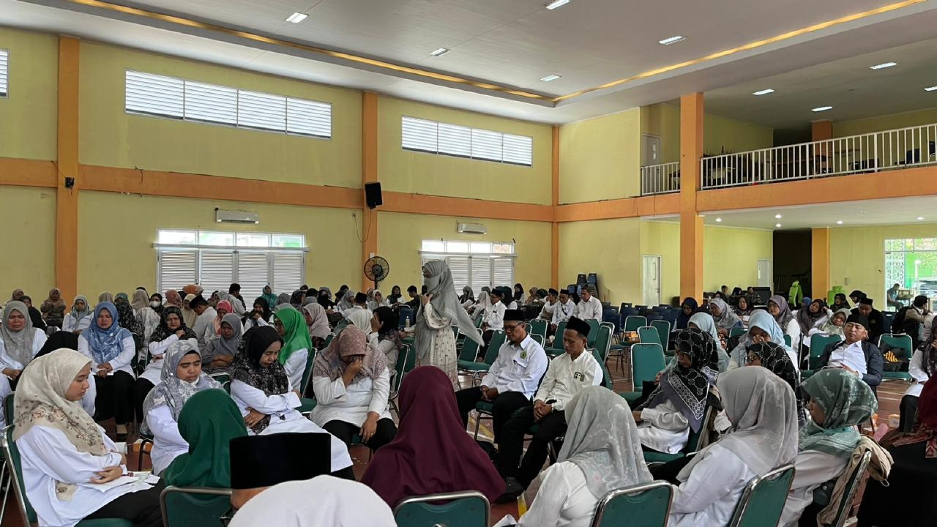 Seminar Upgrade Diri: Cantik-cantik kok Insecure bersama Kemenag Tangsel 2