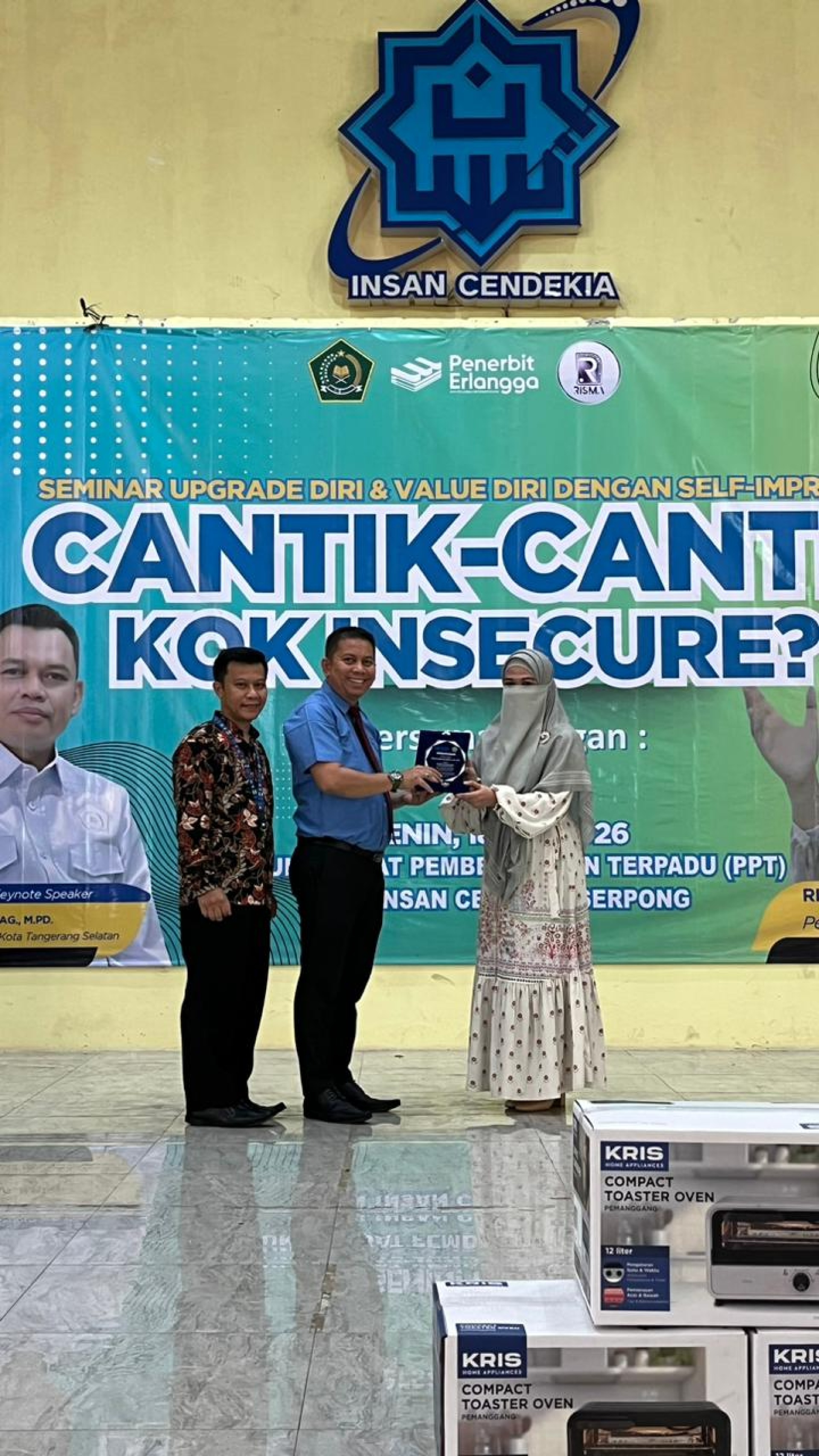 Seminar Upgrade Diri: Cantik-cantik kok Insecure bersama Kemenag Tangsel 3