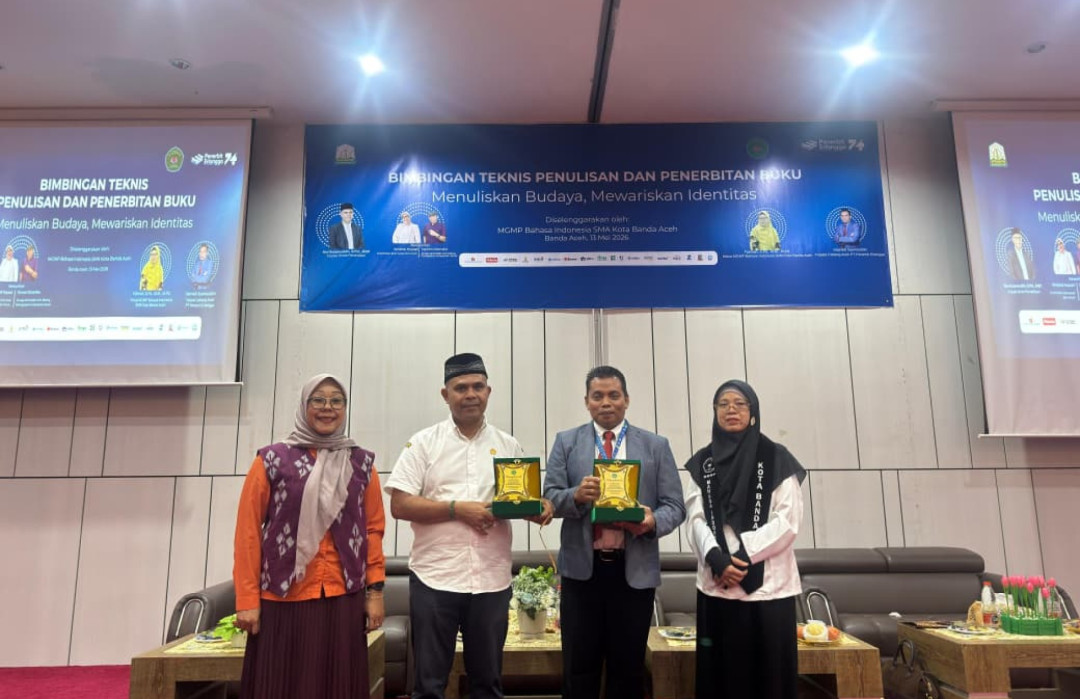Tingkatkan Literasi Aceh, Penerbit Erlangga Gelar Bimtek Penulisan Bersama Disdik dan MGMP Aceh