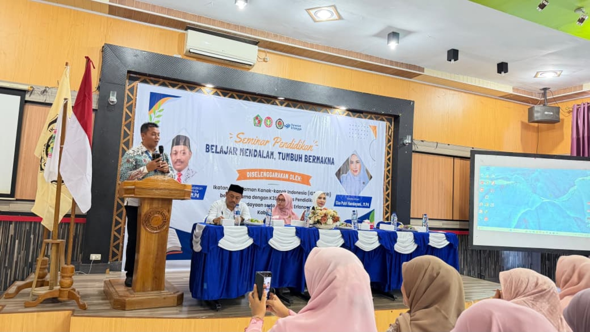 Seminar Pendidikan Belajar Mendalam