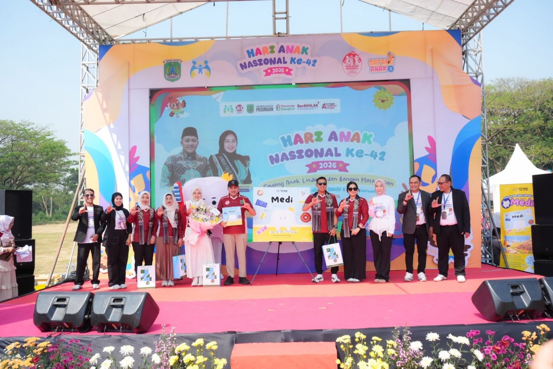 Ajarkan Anak Jaga Kebersihan Gigi. BUNDA PAUD Kabupaten Pasuruan, Merita Rusdi Sutejo Luncurkan Buku "Medi Si Gigi Putih"